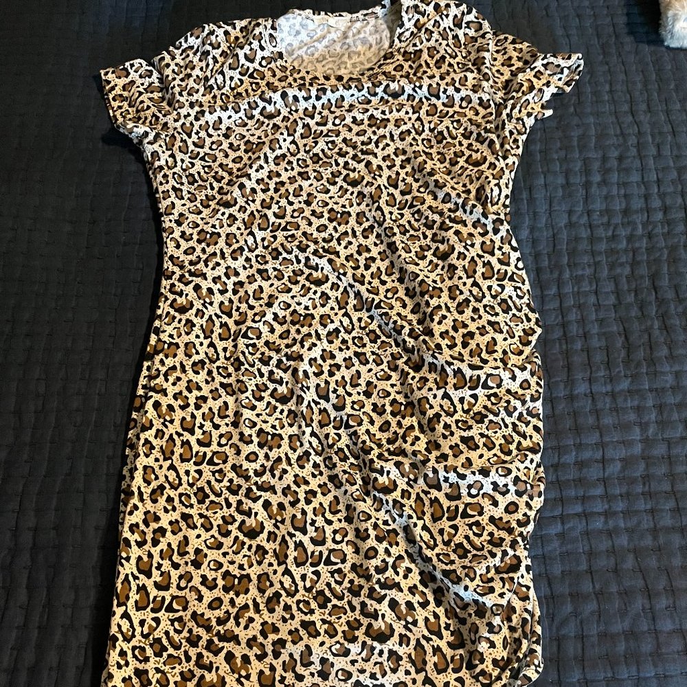 Juniors La Meil Dress in leopard print L